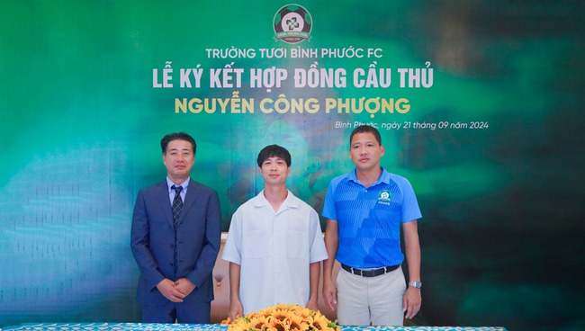 Công Phượng tiết lộ lý do gia nhập đội hạng Nhất, trở thành học trò của đồng đội cũ ở ĐT Việt Nam - Ảnh 1.